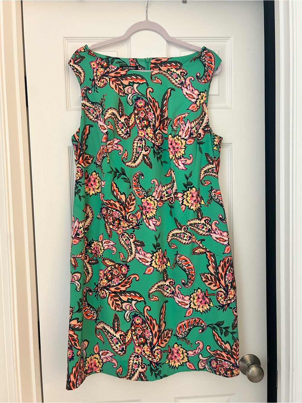 Roz & Ali Green Paisley-Print Sleeveless Mini Dress